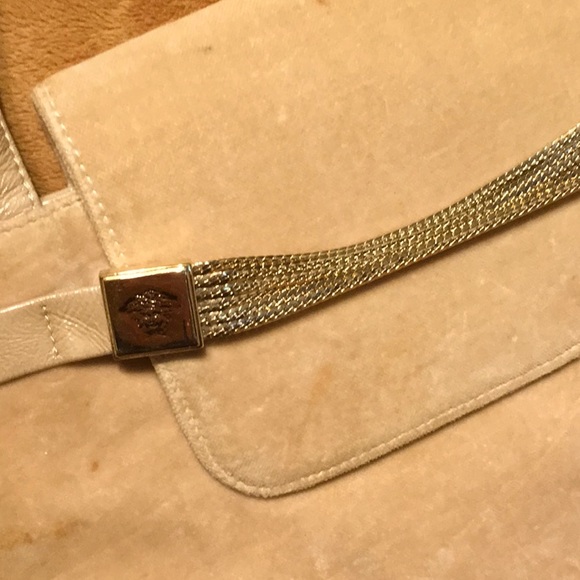 Gianni Versace Vintage Medusa Velvet Patent Leather Shoulder Bag Gold Swag Slim - Picture 3 of 12